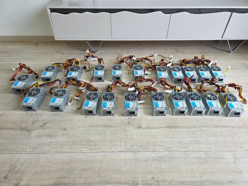Partij Seasonic SS-300TFX 300W TFX voedingen –80 Plus Bronze, Computers en Software, Interne voedingen, Ophalen of Verzenden, Gebruikt