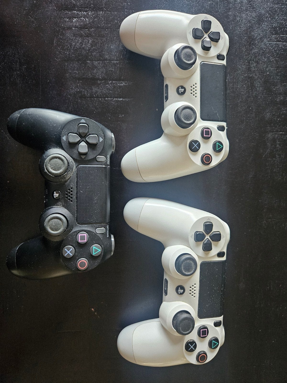 PlayStation 4 Controllers - Zwart en 2x Wit, Gebruikt, Ophalen of Verzenden, Controller, PlayStation 4