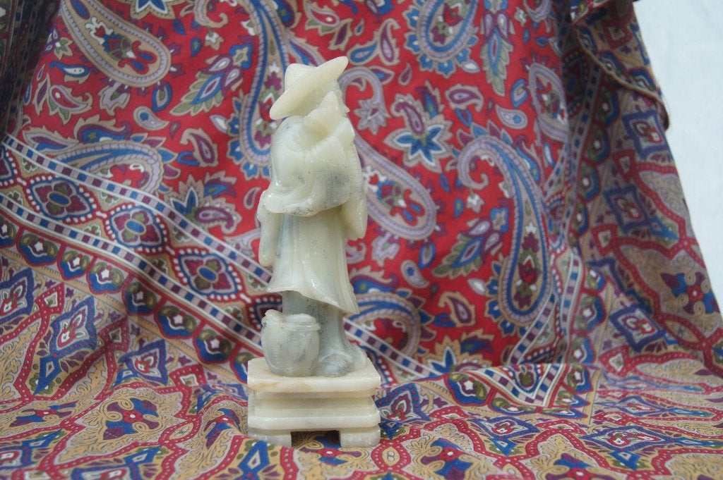 Chinees beeldje, Antiek en Kunst, Ophalen of Verzenden, Overige materialen, Beeld