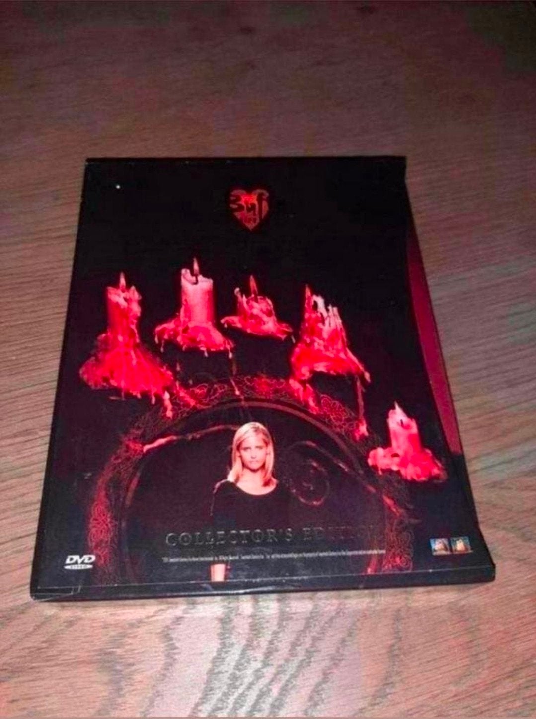 Buffy the vampire Slayer seizoen 2 boekvorm dvd box., Cd's en Dvd's, Alle leeftijden, Ophalen of Verzenden, Zo goed als nieuw