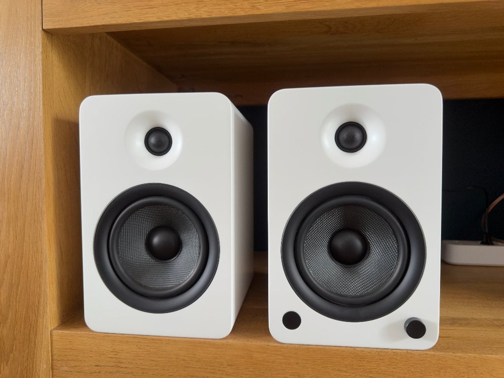 Kanto YU6 powered bookshelf speakers, Bluetooth, Zo goed als nieuw, Boekenplank luidspreker, Ophalen