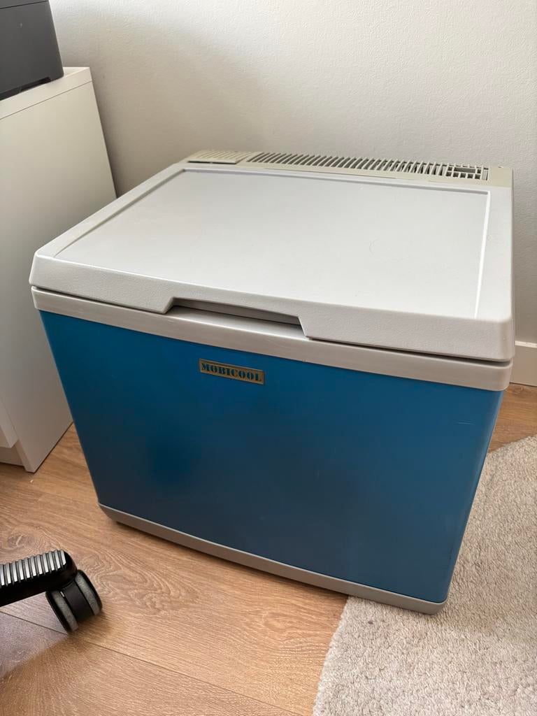Mobicool C40 elektrische koelbox & vriezer, Ophalen, Gebruikt, Minder dan 85 cm, Minder dan 60 cm