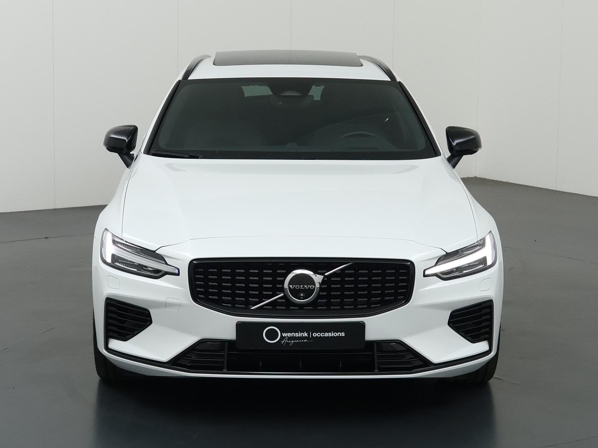 Volvo V60 2.0 T6 Plug-in hybrid AWD Ultra Dark | B&W Audio |, Automaat, Stof, Gebruikt, Euro 6