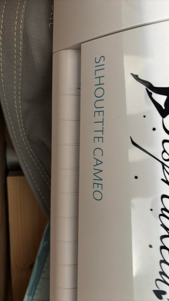 Silhouette Cameo met toebehoren, Ophalen, Gebruikt, Meerkleurig, Machine