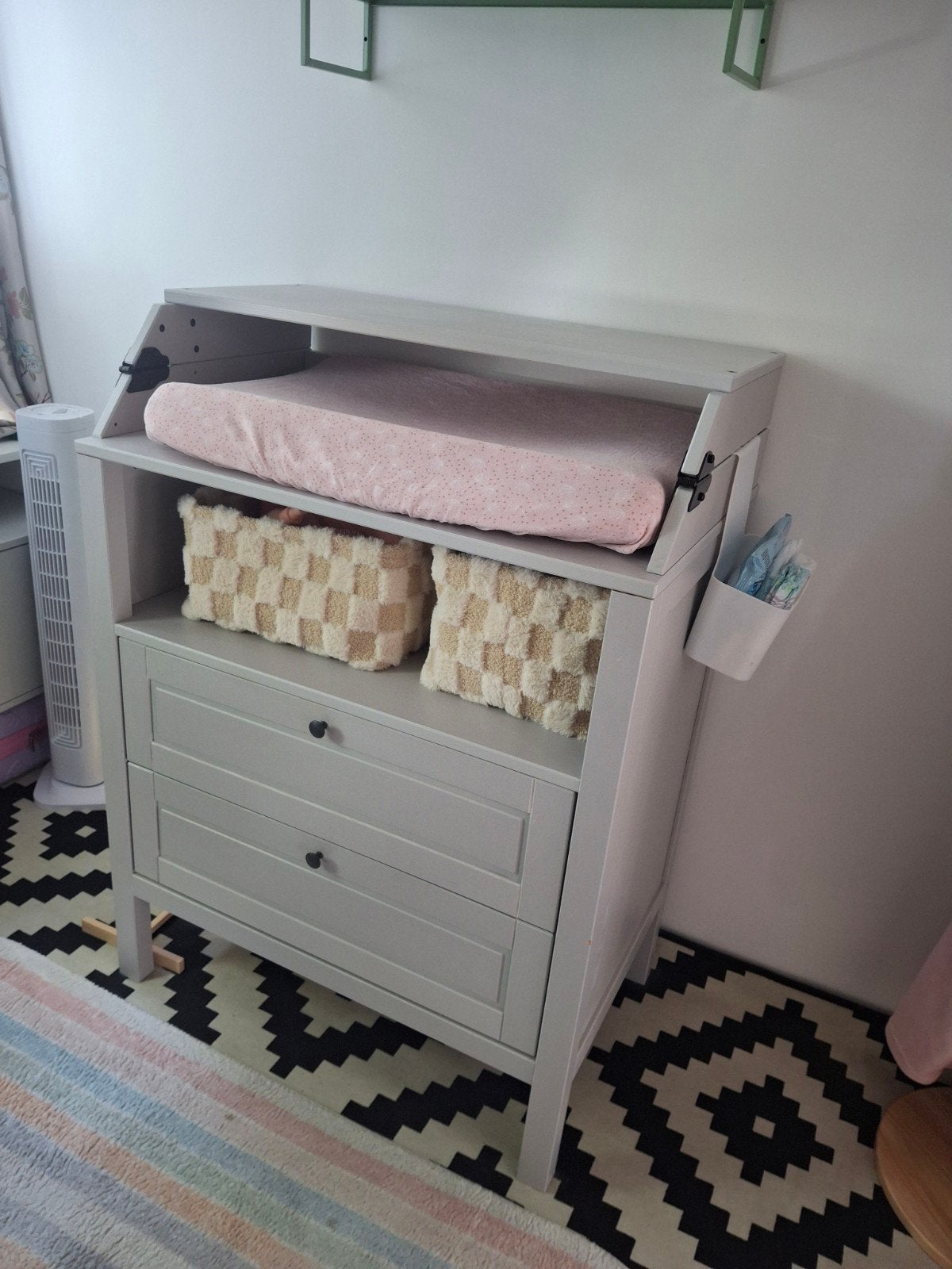 IKEA Sundvik Commode/Verschoontafel - Grijs, Kinderen en Baby's, Ophalen, 50 tot 70 cm, 90 tot 105 cm, 100 cm of meer