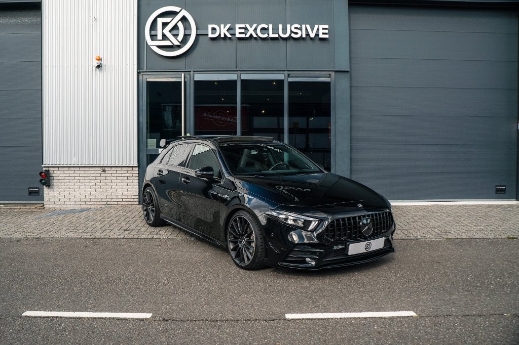 Mercedes Benz A35 AMG 4MATIC, Automaat, 4 cilinders, Met garantie (alle), Zwart