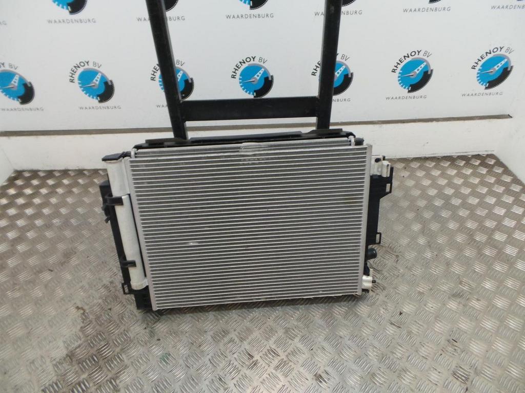 RENAULT TWINGO TWINGO III KOELERPAKKET 2016, Ophalen of Verzenden, Gebruikt, Stiba lid
