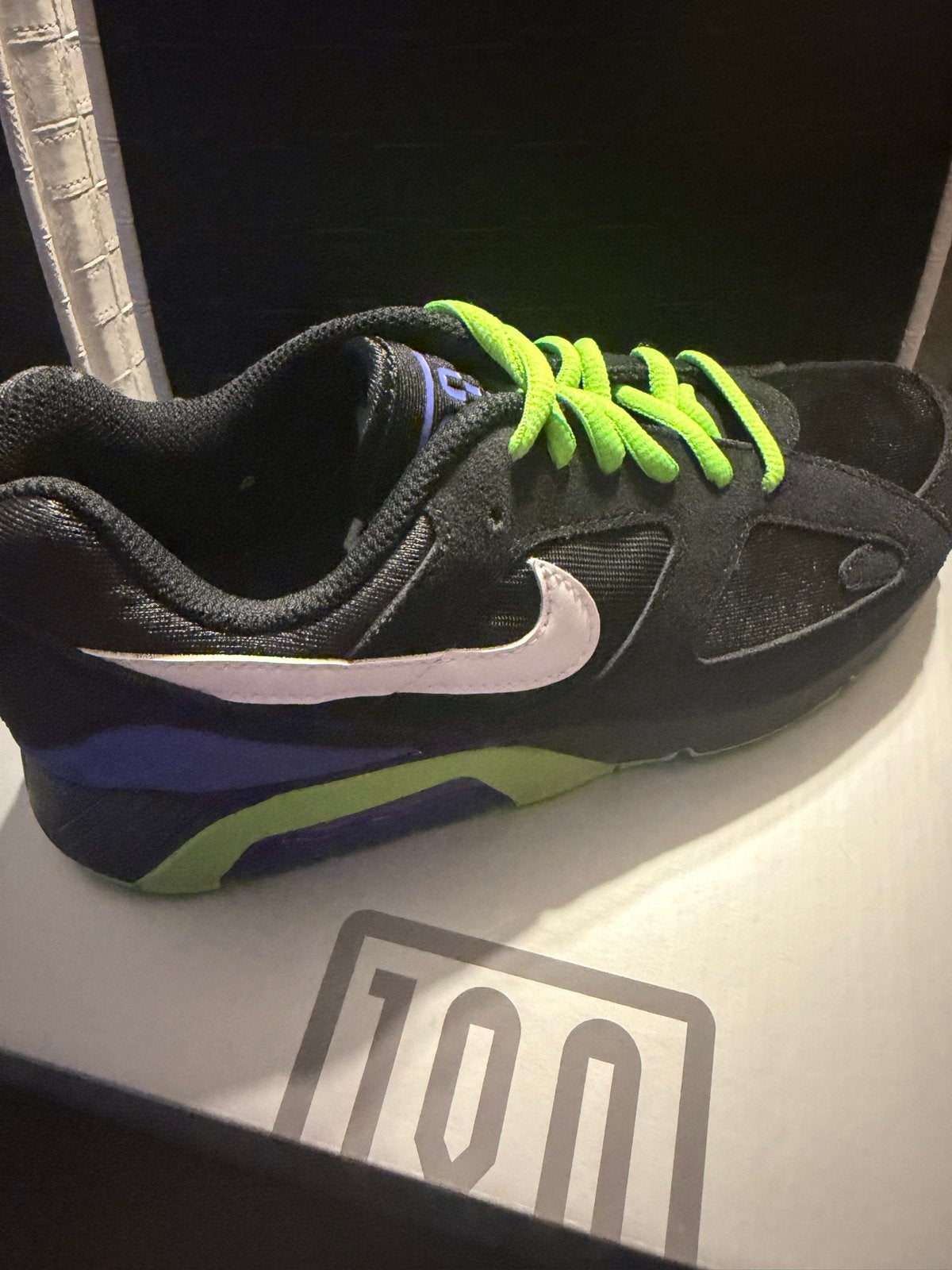 Nike Air 180 QS Sneakers - Zwart/Wit/Groen/Blauw, Ophalen of Verzenden, Nieuw, Zwart, Sneakers of Gympen