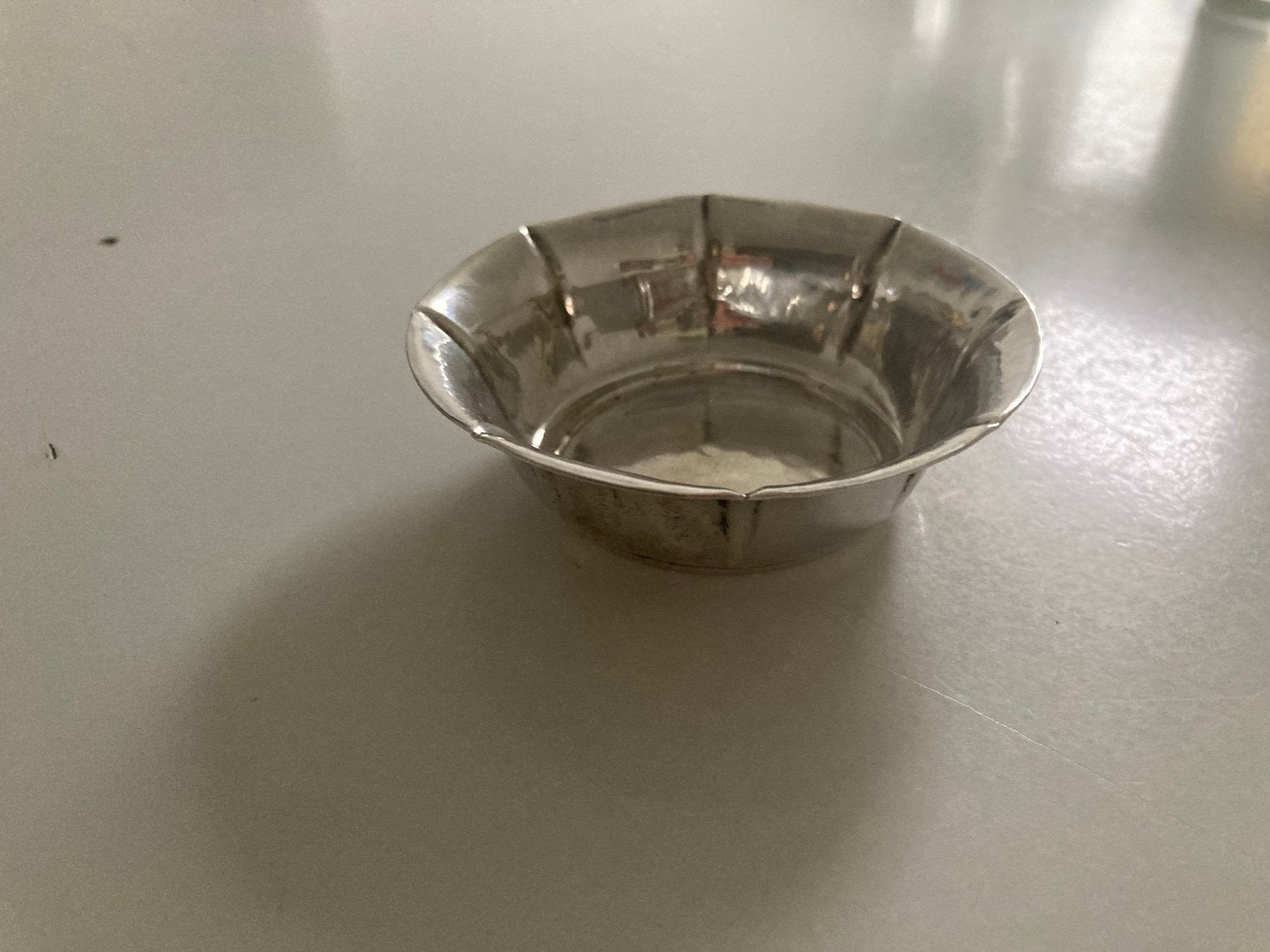 Zilveren schaaltje 2de gehalte Schoonhoven diameter 8cm, Ophalen of Verzenden, Zilver