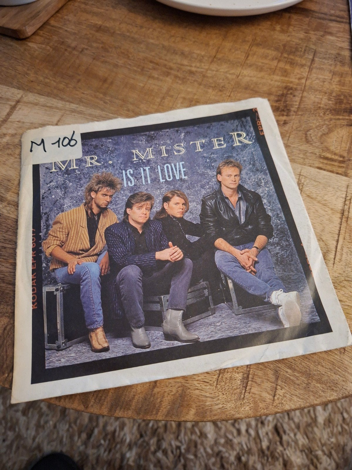 Mr. Mister  / is it love, Ophalen of Verzenden, Zo goed als nieuw, Pop