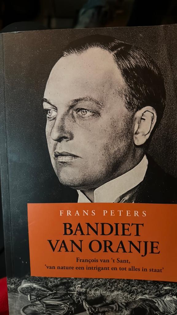 Frans Peeters - Bandiet van Oranje, Frans Peeters, Ophalen of Verzenden, Zo goed als nieuw, Nederland