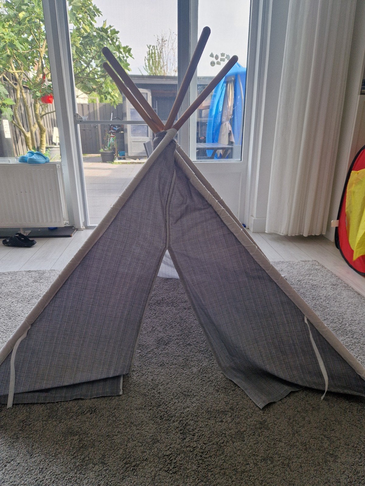 Leuke speel- of leestent voor kinderen, Ophalen, Gebruikt