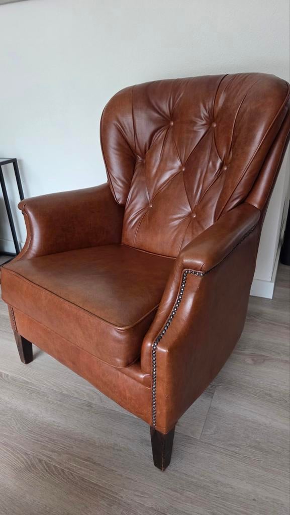 Engelse oorfauteuil, leer, Huis en Inrichting, Fauteuils, Zo goed als nieuw, Leer, 50 tot 75 cm, Minder dan 75 cm, Ophalen