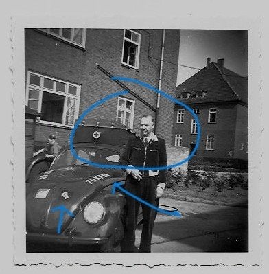 Volkswagen Kever rode kruis foto auto, Verzenden, Foto, Zo goed als nieuw, 1940 tot 1960