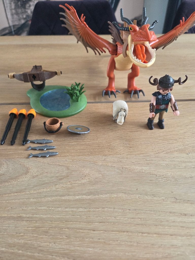 Hoe tem je een draak, Complete set, Ophalen of Verzenden, Zo goed als nieuw, Dragons