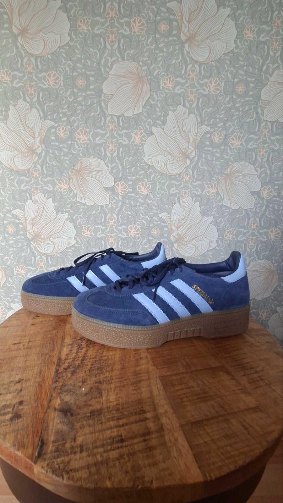 Adidas Spezial sneakers  Donkerblauw met lichtblauwe strepen, Blauw, Nieuw, Ophalen of Verzenden, Sneakers of Gympen