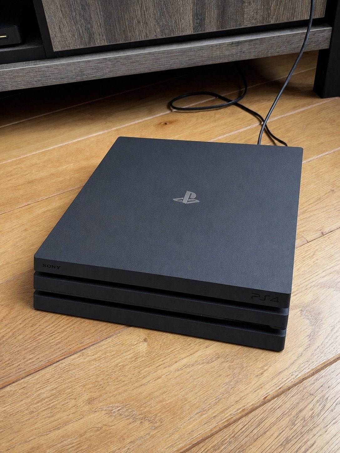 PlayStation 4 PRO + accessoires, Spelcomputers en Games, Spelcomputers | Sony PlayStation 4, Met 2 controllers, Ophalen of Verzenden