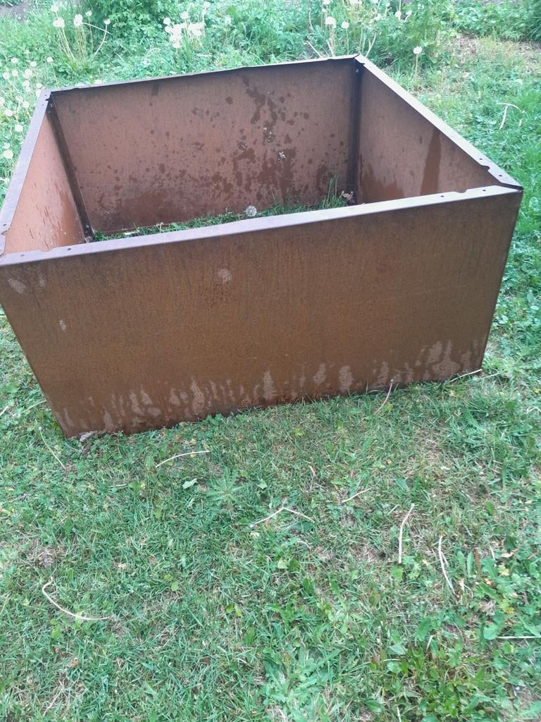 Cortenstaal plantenbak/verhoogde moestuinbak, Gebruikt, 100 cm of meer, Ophalen of Verzenden, Metaal