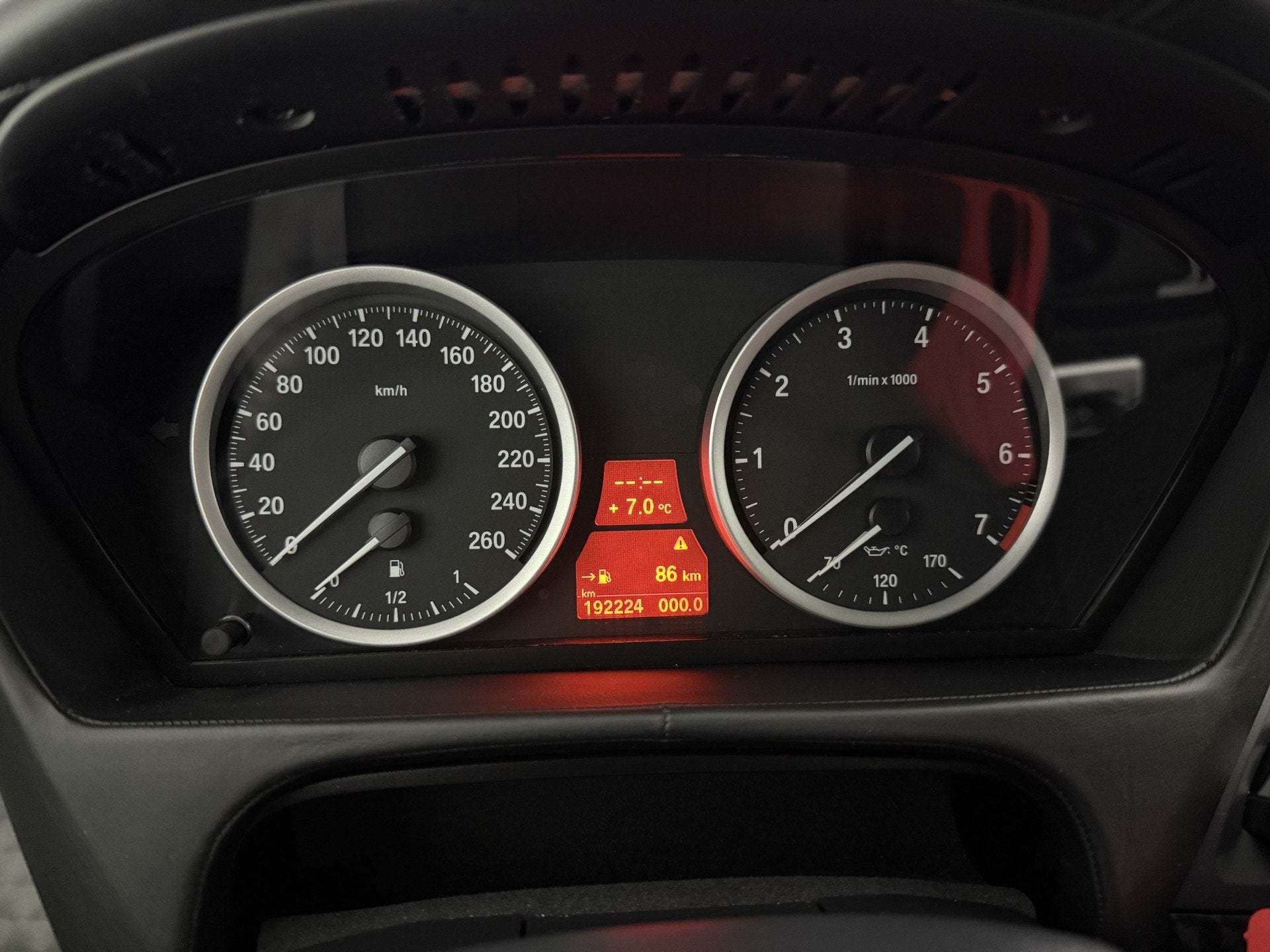 Foto 21 van BMW X6 xDrive High Executive 408PK | Youngtimer | Camera | M
