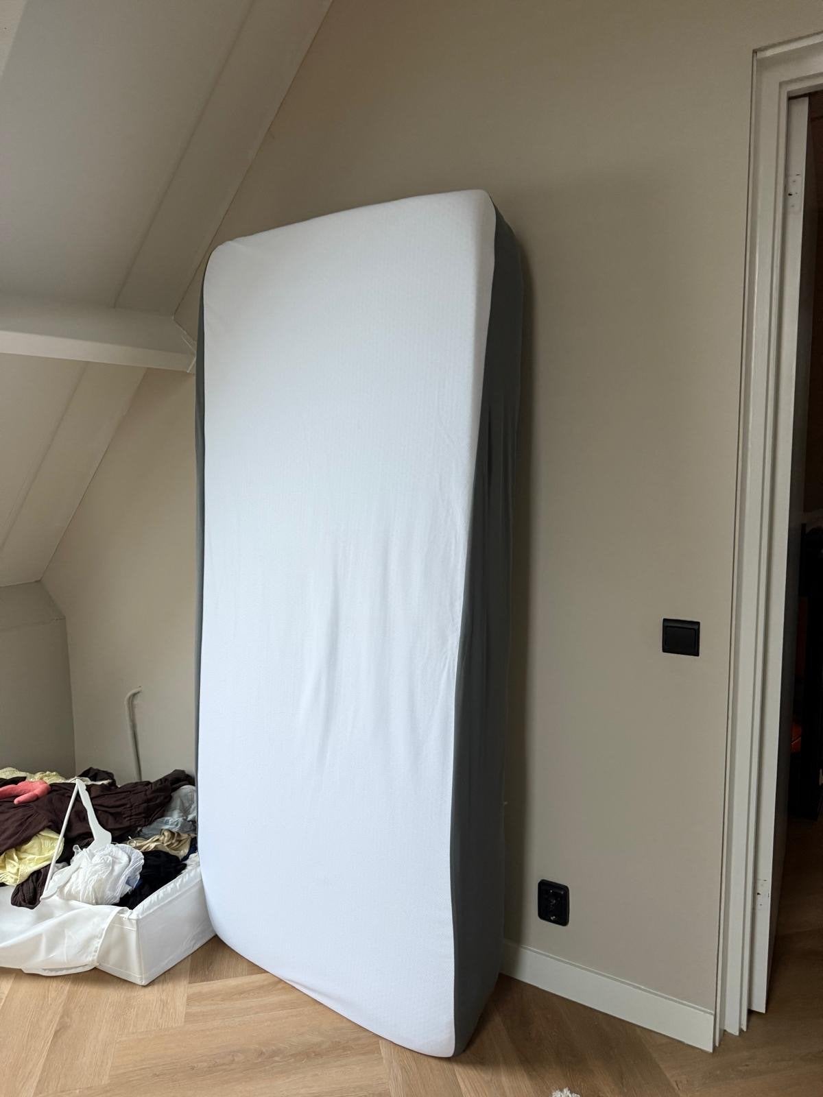 Emma Hybrid 2x 90x200cm (180x200) Matras Incl. Beschermer, Ophalen, 90 cm, Eenpersoons, Zo goed als nieuw