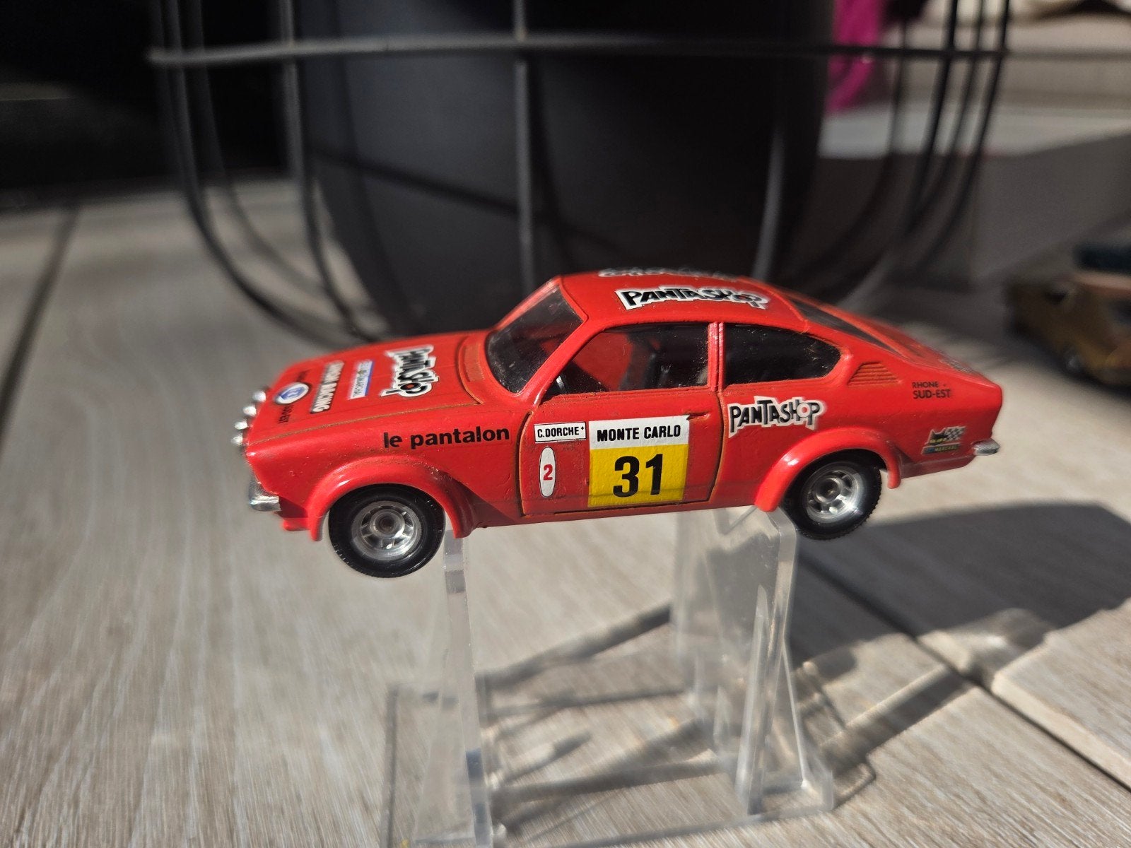 Solido Opel Kadett GTE Rallye 1:43, Auto, Ophalen of Verzenden, Zo goed als nieuw, .