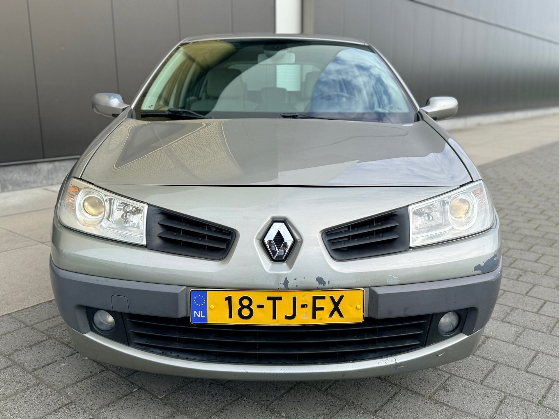 Foto 4 van Renault Mégane 1.6-16V Dynam Comf Automaat|Nwe APK| Carplay
