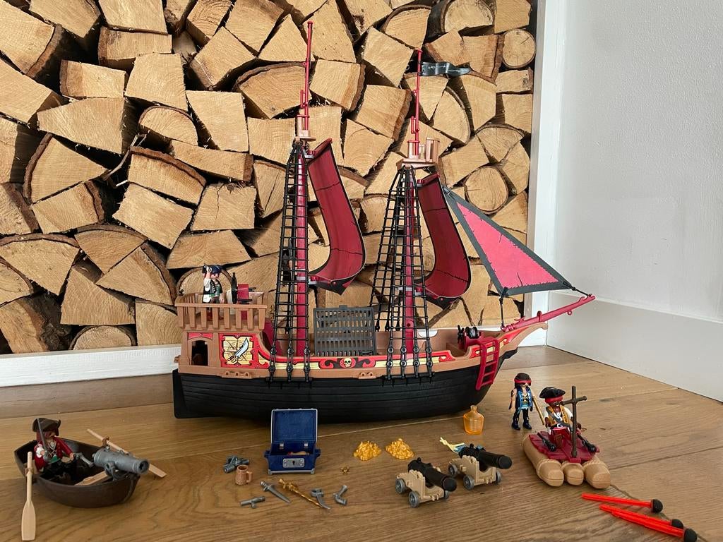 Playmobil Piratenschip met accessoires en figuren, Ophalen of Verzenden, Zo goed als nieuw