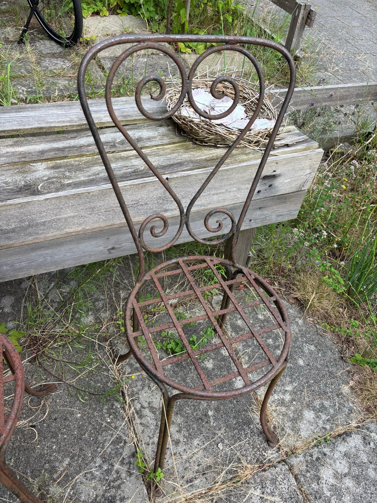 Sierlijke gietijzeren tuinstoelen - set van 2, Ophalen, Gebruikt
