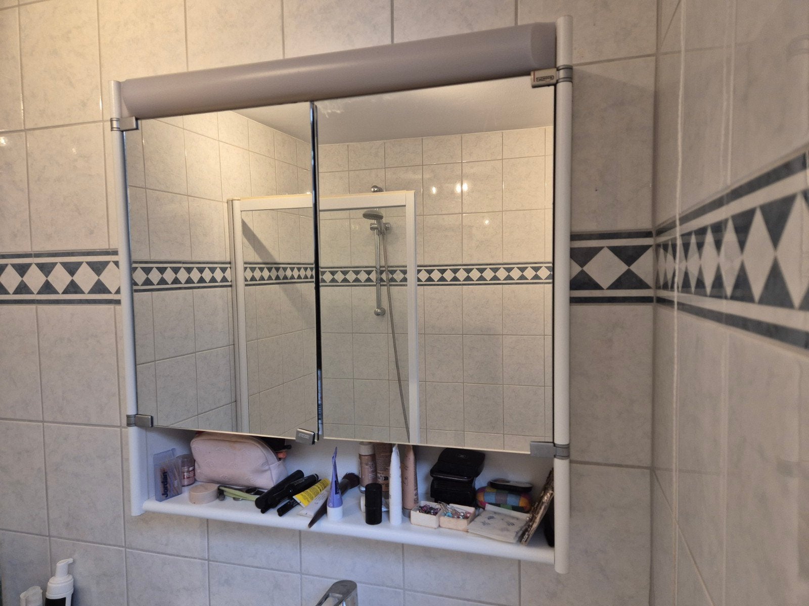 Wit spiegelkastje met lichtbalk, Ophalen, 50 tot 100 cm, Minder dan 25 cm, Minder dan 100 cm