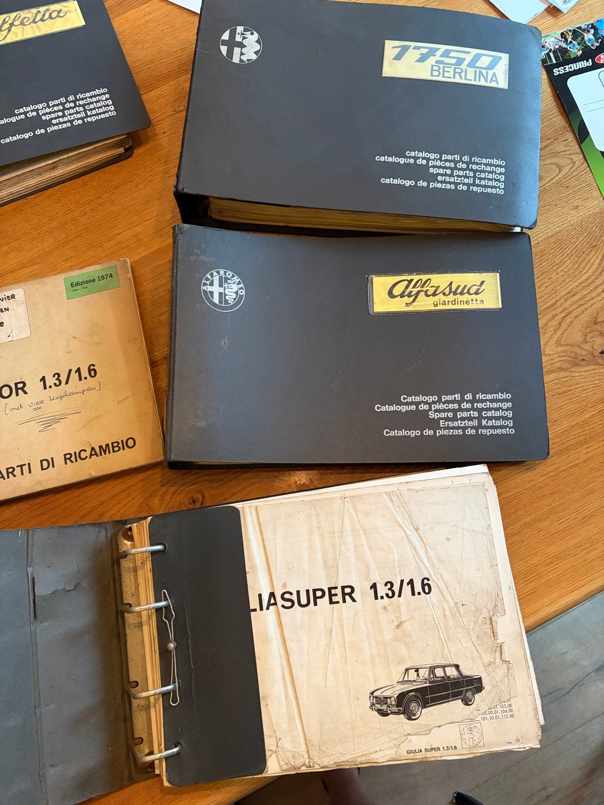 Alfa Romeo onderdelen catalogi en afstellingsbeschrijvingen, Ophalen of Verzenden, Gelezen, Alfa Romeo