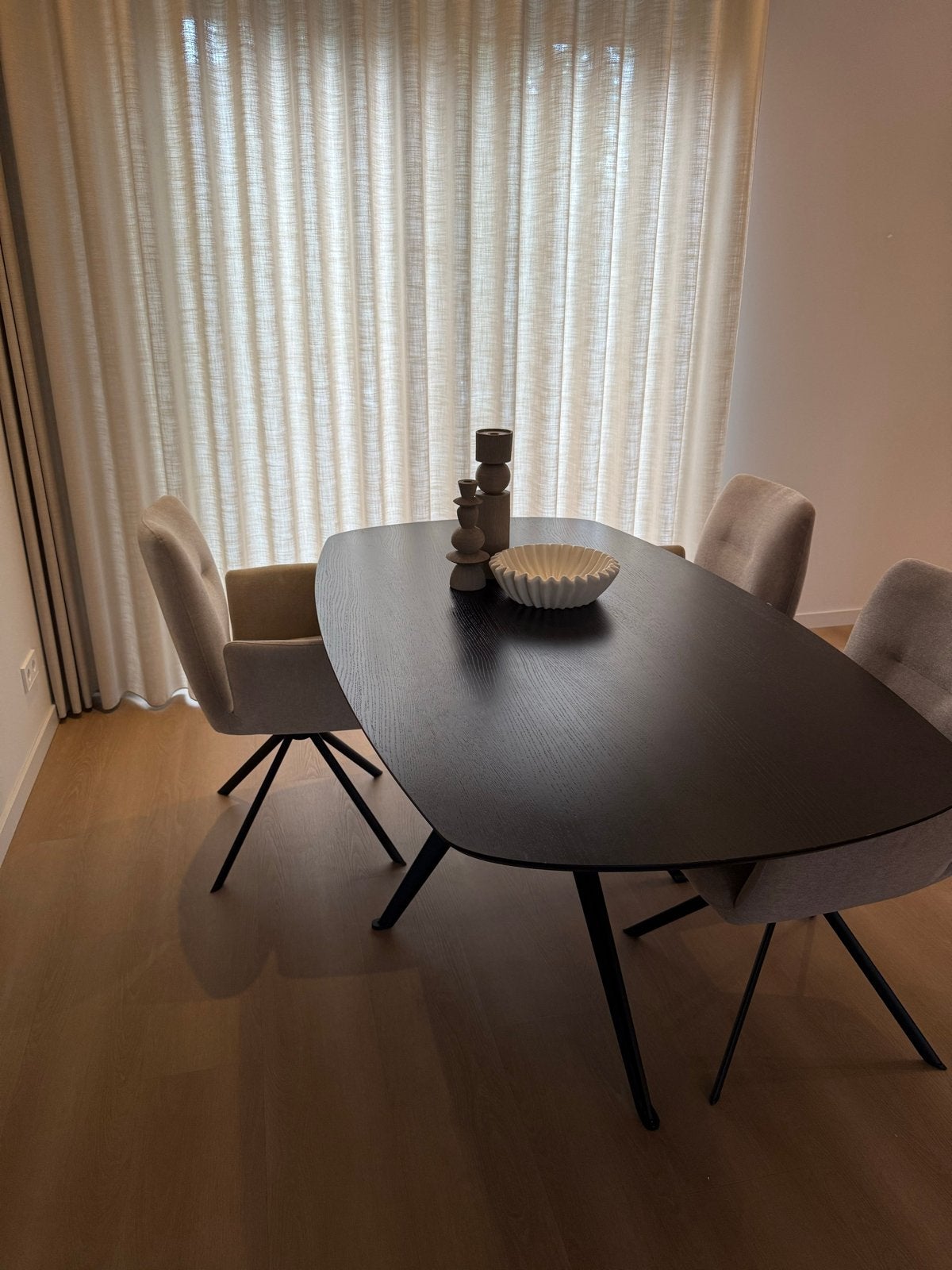 Deens Ovale Eetkamertafel 180x100 cm, Huis en Inrichting, Ophalen, Gebruikt, 100 tot 150 cm, Vijf personen of meer
