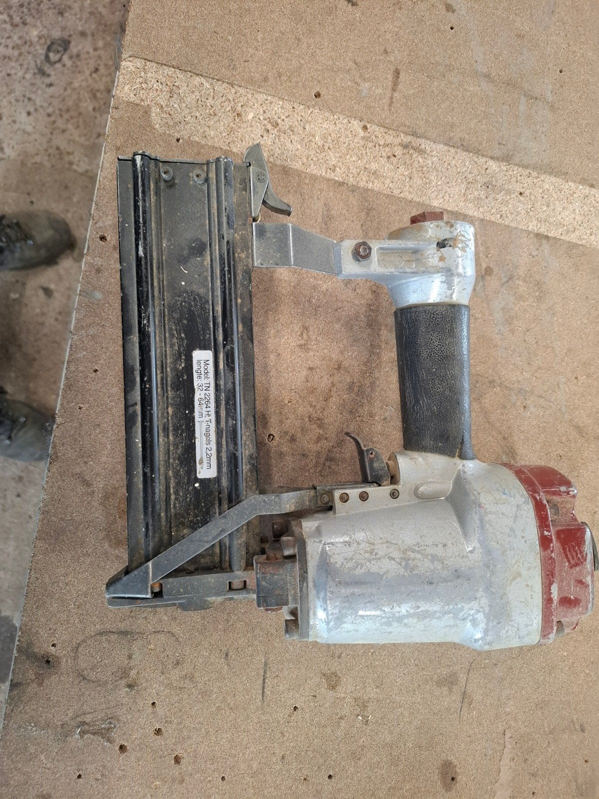 Gebruikte tacker/nietmachine, model TN 2264 H, Ophalen of Verzenden, Gebruikt, Tacker/nietmachine
