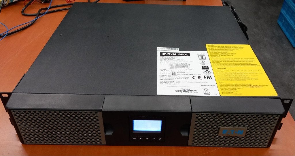 EATON UPS 9PX, Computers en Software, Noodvoedingen (UPS), Zo goed als nieuw, Ophalen of Verzenden