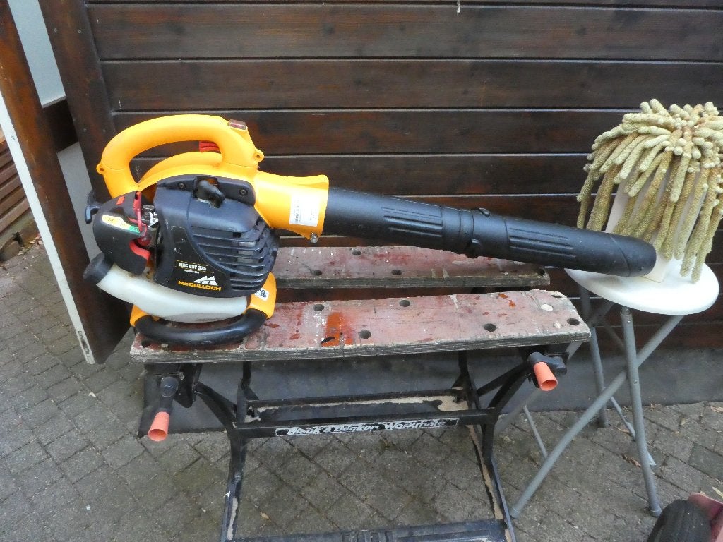 MC Cullock bladblazer, Tuin en Terras, Ophalen, Benzine, Gebruikt, Handgedragen