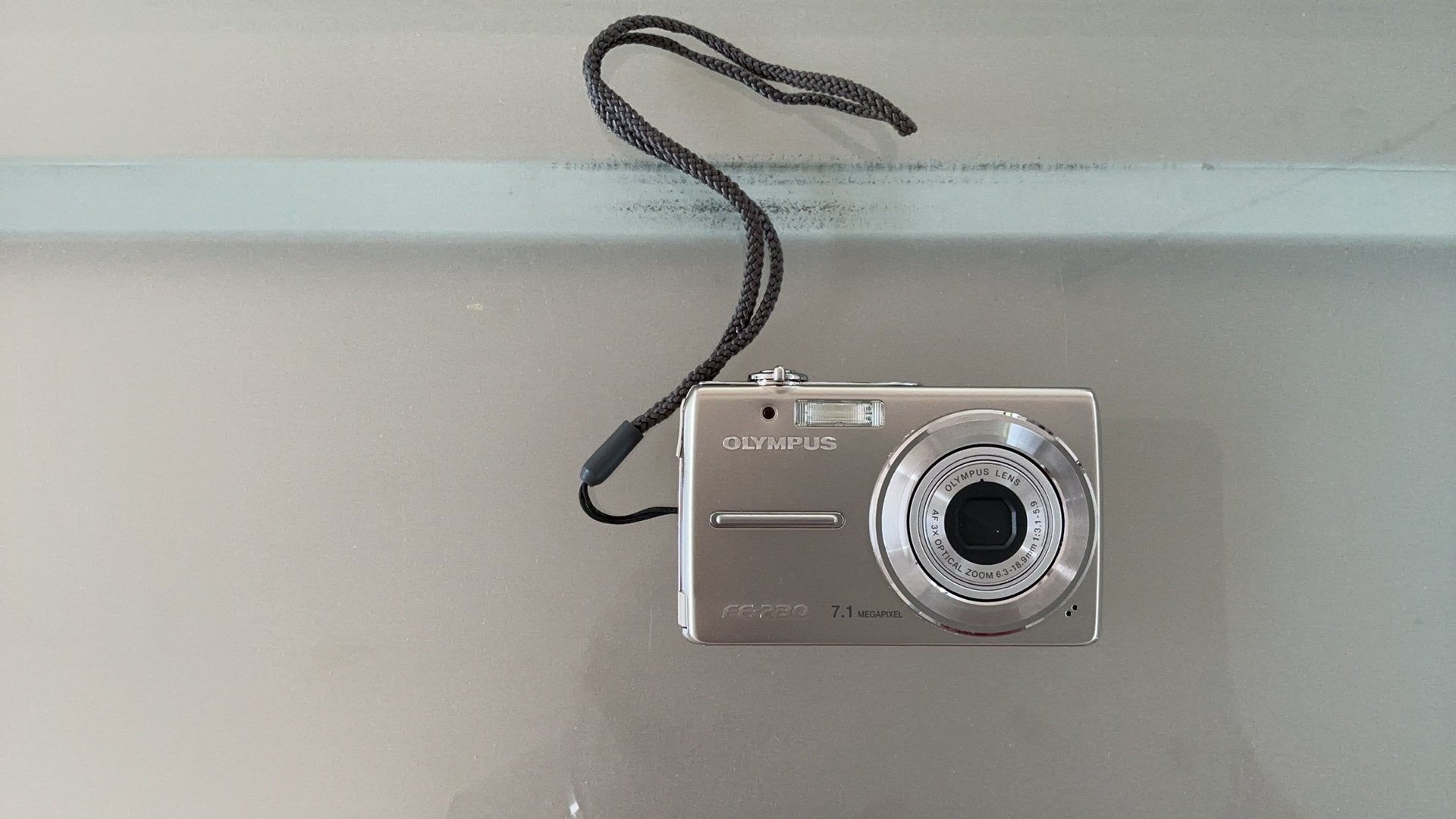 Olympus FE-230 7.1megapixel, Ophalen of Verzenden, Zo goed als nieuw