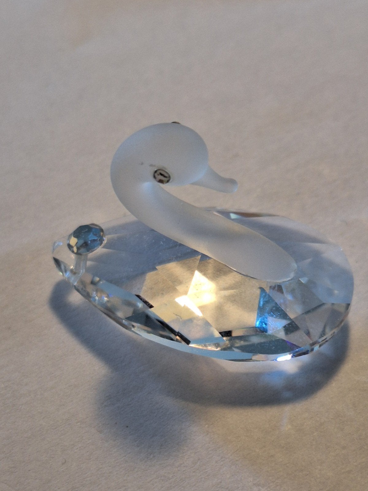 Kristallen Zwaan - Elegant Verzamelobject, Verzamelen, Ophalen of Verzenden, Zo goed als nieuw, Dier