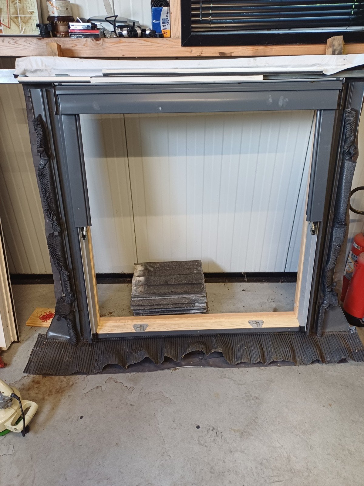 Draai kiepraam 105 x 105 mm compleet, Raamkozijn, Zo goed als nieuw, 75 tot 150 cm, Hout
