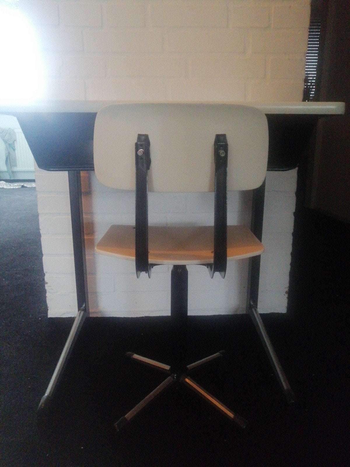 Vintage Schoolbureau met bijpassende stoel, Ophalen, Gebruikt, Tafel(s) en Stoel(en)