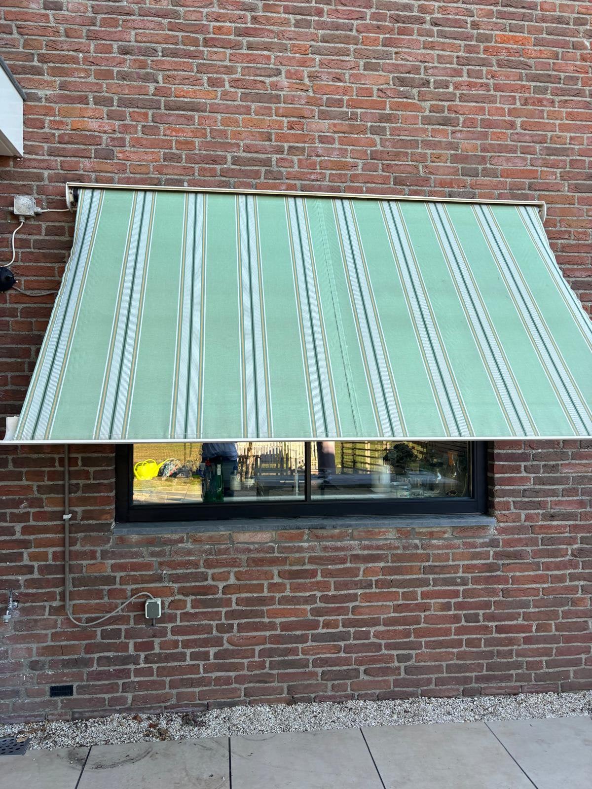 Elektrisch zonnescherm, Ophalen, Elektrisch, Zo goed als nieuw, 150 tot 300 cm