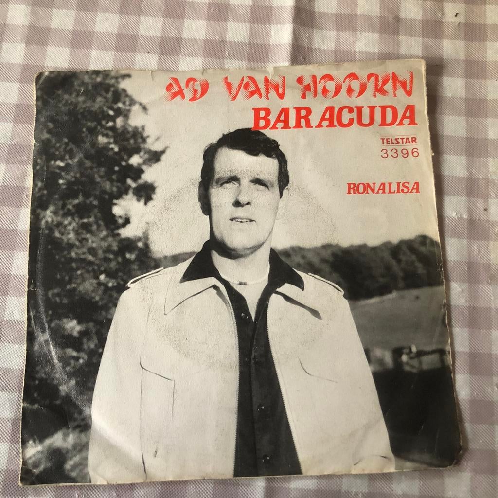 Ad van Hoorn , Baracuda .. vinyl single, Ophalen of Verzenden, Zo goed als nieuw, Overige formaten, Levenslied of Smartlap