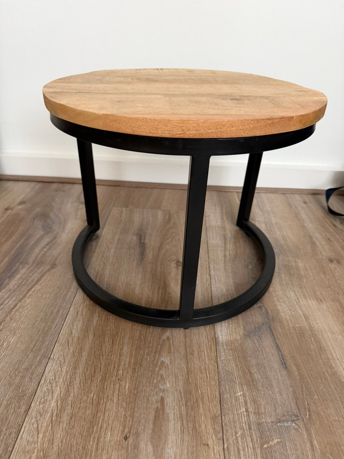 Salontafel mangohout, Huis en Inrichting, Ophalen, Zo goed als nieuw, Rond, 50 tot 100 cm
