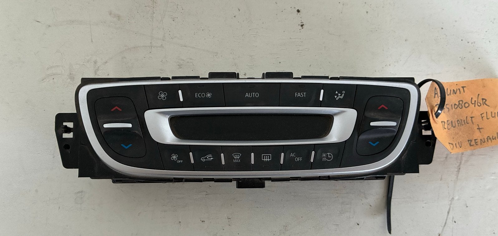 Kachel bedieningspaneel Renault Fluence (275106046R), Ophalen of Verzenden, Gebruikt, Renault
