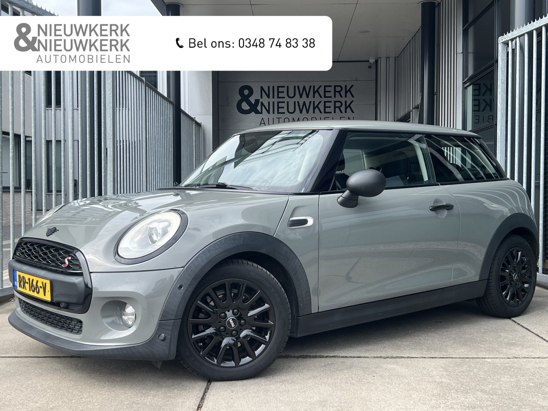 MINI 3-deurs 1.5 One Business | AUTOMAAT | NAVI | PDC V+A |, Auto's, Stof, Gebruikt, Met garantie (alle), 49 €/maand