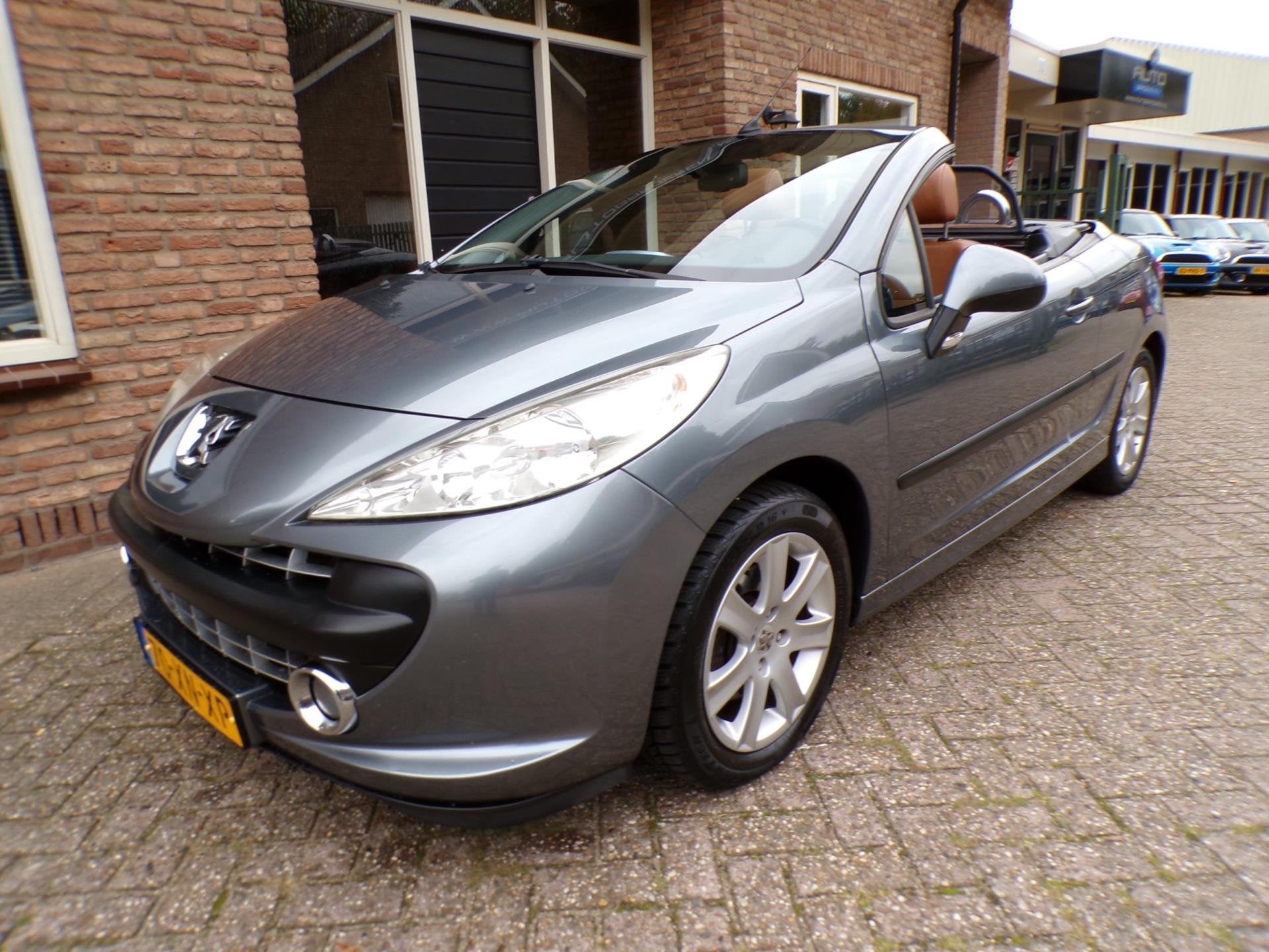 Peugeot 207 CC 1.6 VTi Clima / Lederen Bekleding / Stoelverw, Auto's, 15 km/l, Gebruikt, 4 cilinders, Cabriolet