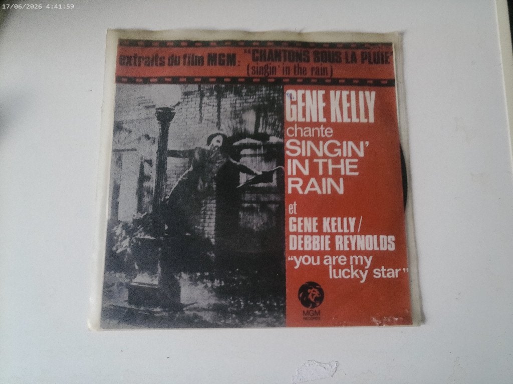 Gene Kelly - Singin' in the rain, Fotohoes, Ophalen of Verzenden, Gebruikt, Pop