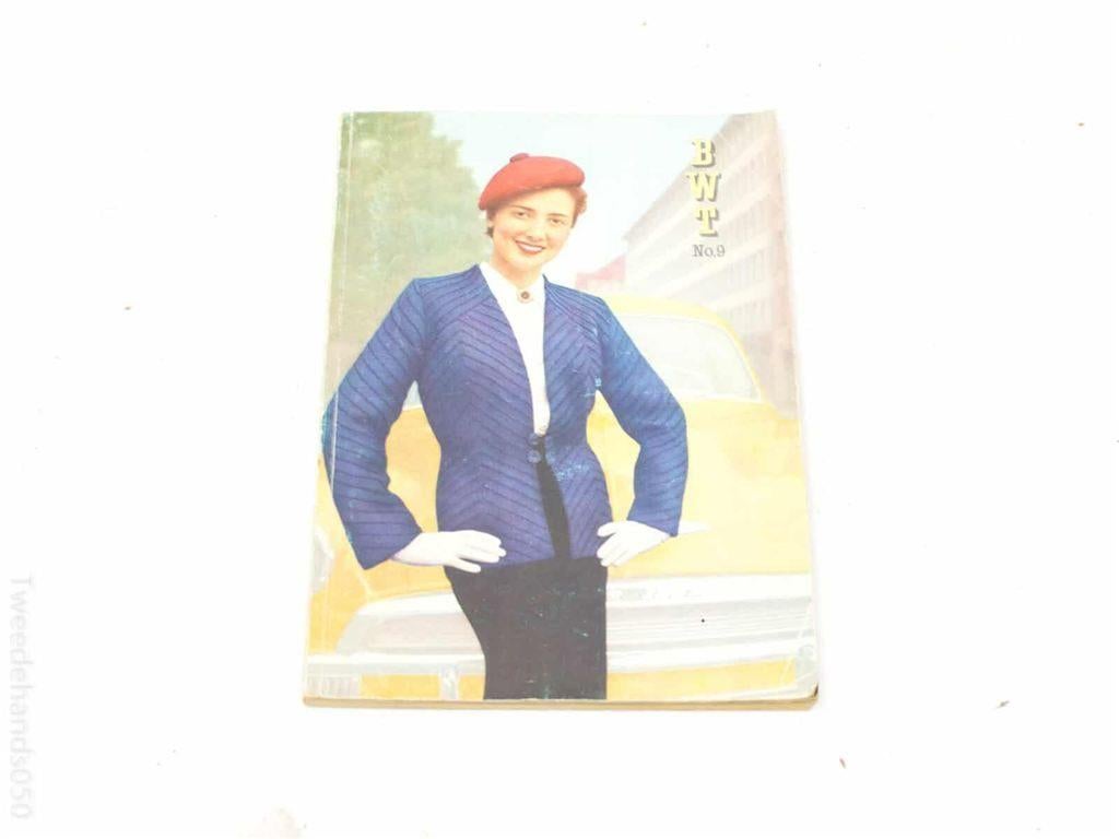 BTW mode boekje vintage 93205, Ophalen of Verzenden, Gelezen, Damesbladen