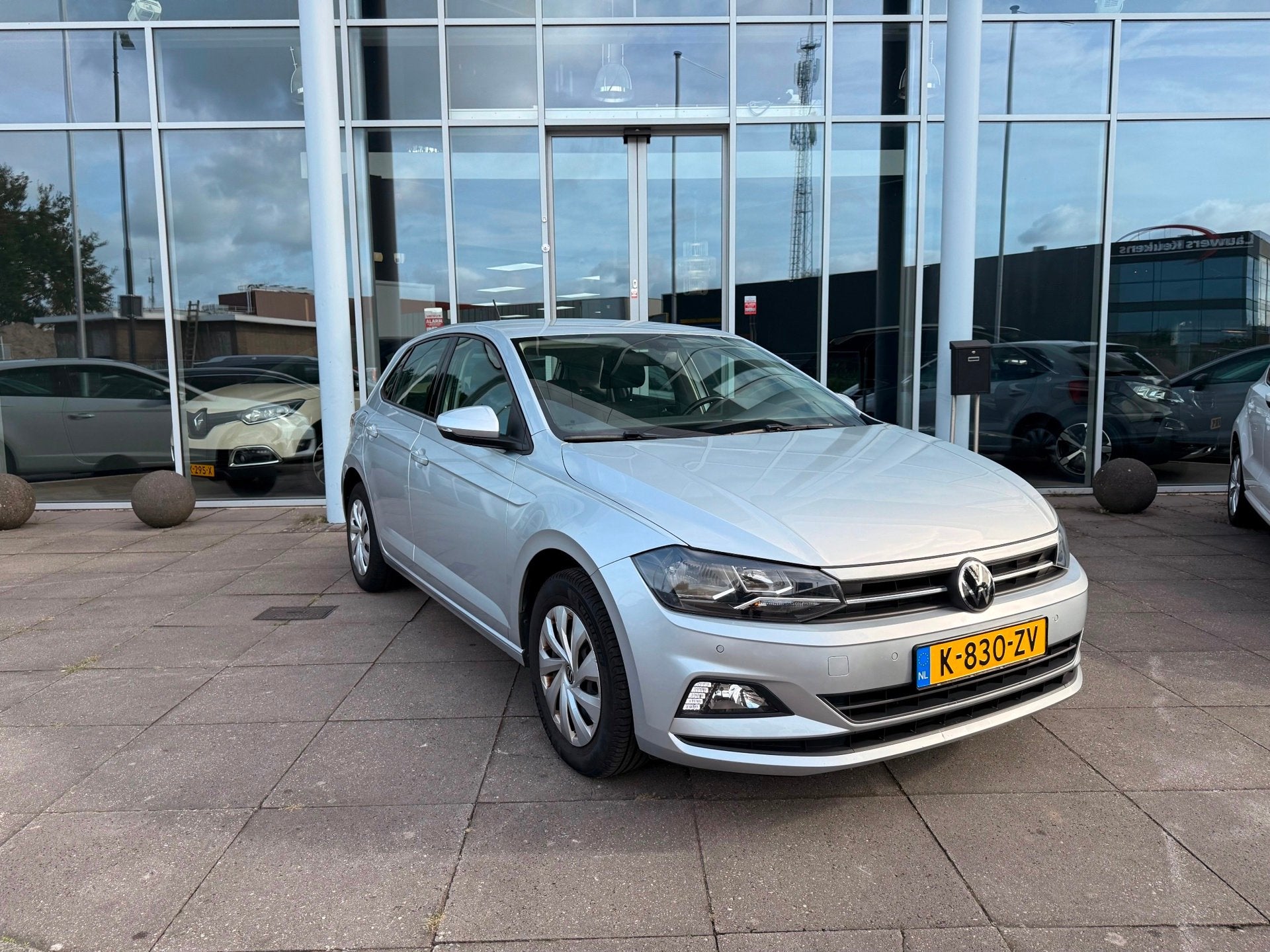 Volkswagen Polo 1.0 TSI Highline VIRTUAL|ACC|Navi|PDC|CARPLA, Voorwielaandrijving, Dealer onderhouden, 1063 kg, Gebruikt