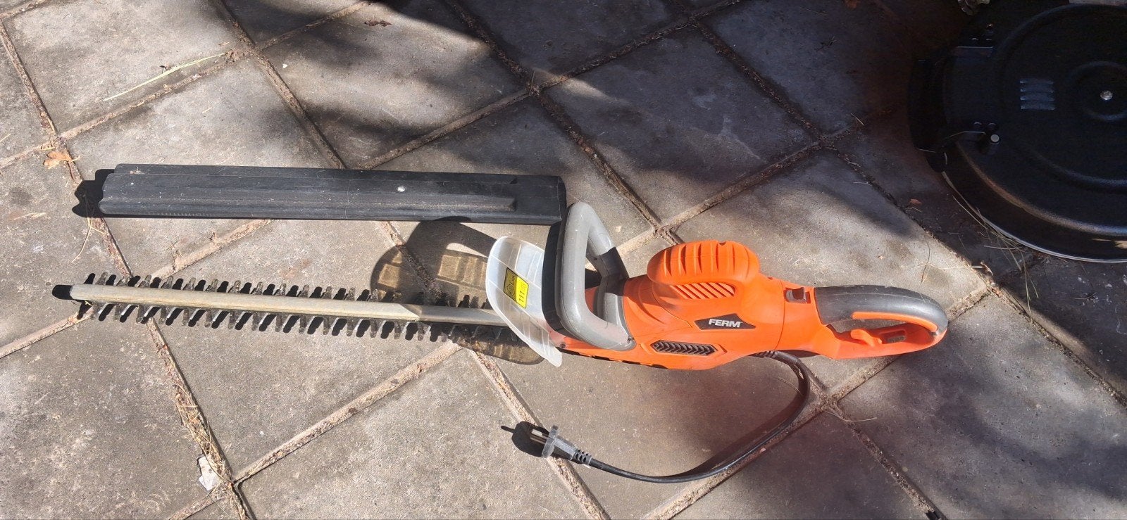 Ferm heggenschaar - Elektrisch - Goed werkend, Tuin en Terras, Ophalen, Gebruikt, Elektrisch, Ferm