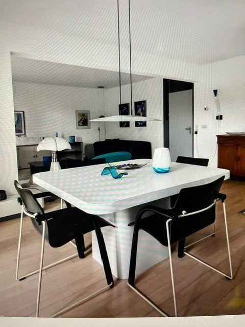 Eettafel evt met Thonet s320 stoelen, Huis en Inrichting, Ophalen, Kunststof, Gebruikt, 150 tot 200 cm