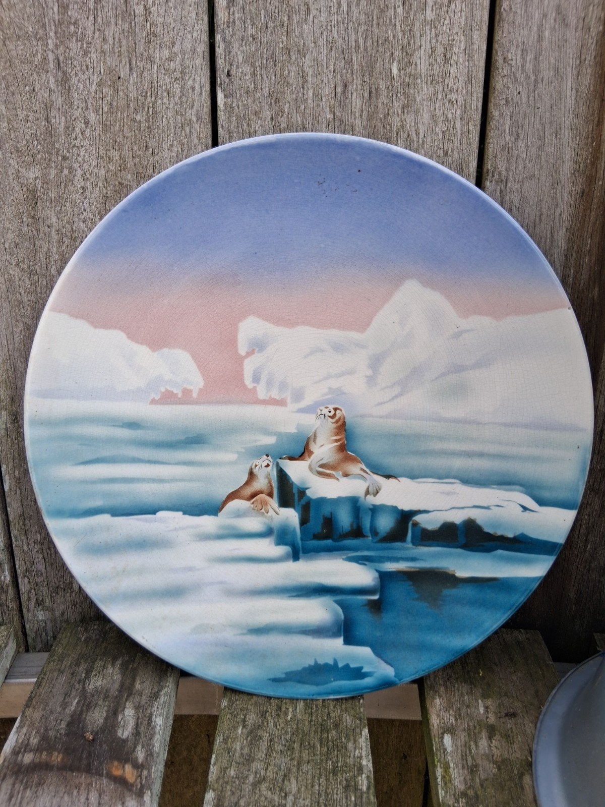 Antiek wandbord met walrussen, Art Deco stijl, Antiek en Kunst, Antiek | Wandborden en Tegels, Ophalen of Verzenden